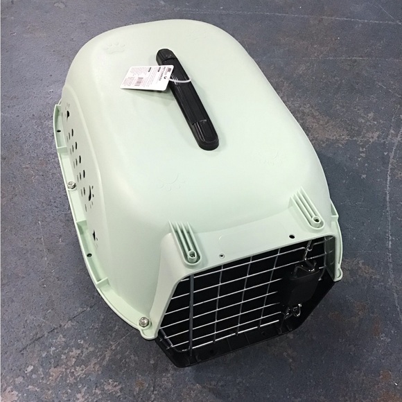 Pet Carrier - Picture 2 of 2